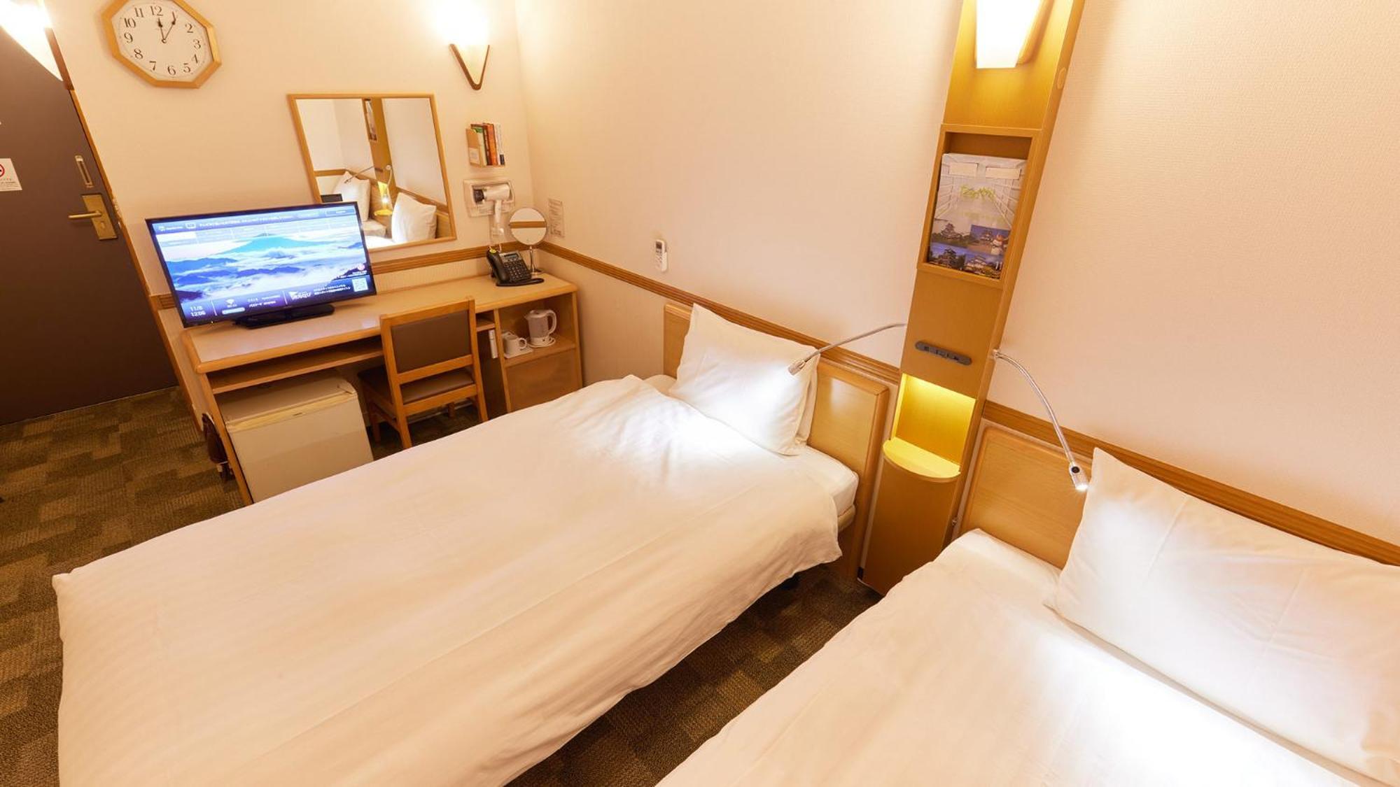 Toyoko Inn Saitama Toda Koen Eki Nishi Guchi Exterior photo